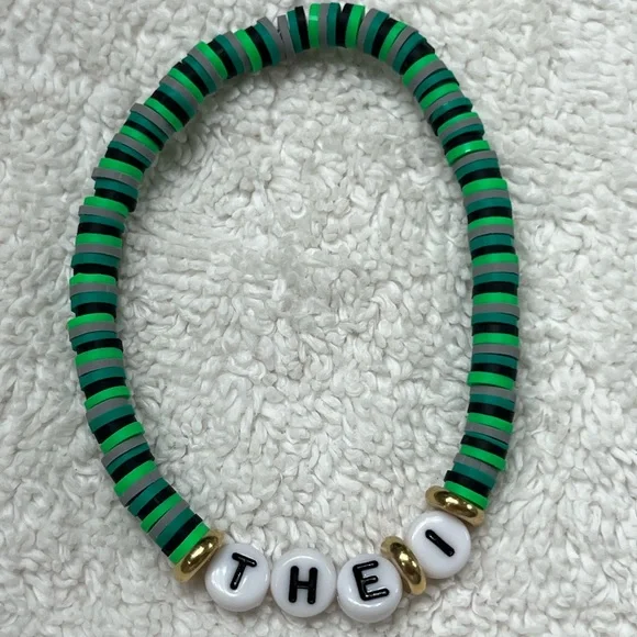 Taylor Swift Friendship Bracelets for Eras Tour - Picture 3 of 4